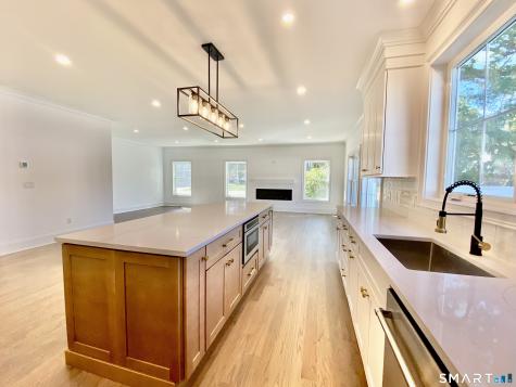 28 A Country Road Fairfield CT 06824