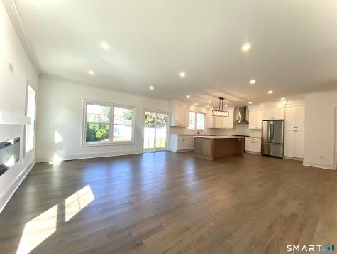 28 A Country Road Fairfield CT 06824