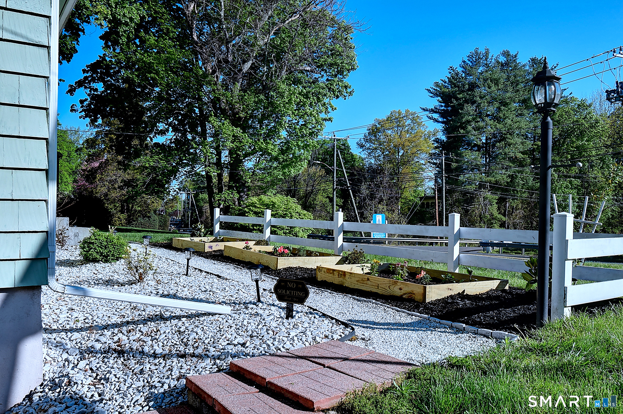 1221 Poquonock Avenue Windsor CT 06095