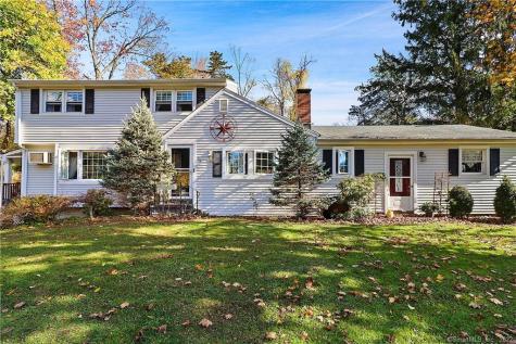 35 Taagan Point Road Danbury CT 06811