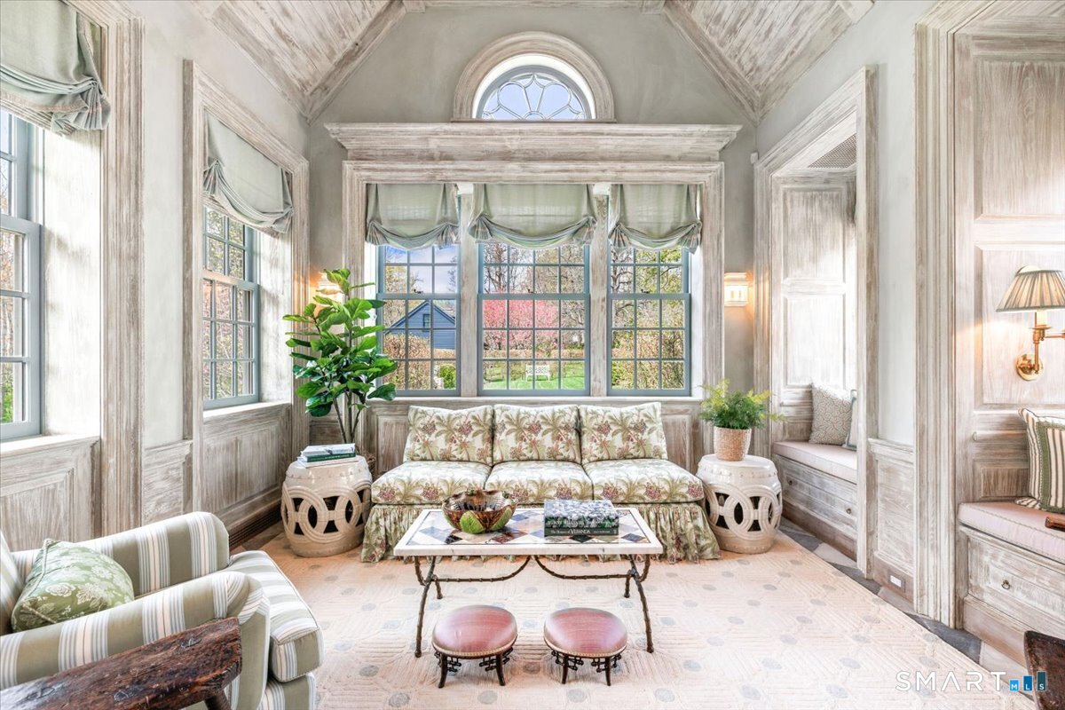 372 Brushy Ridge Road New Canaan CT 06840