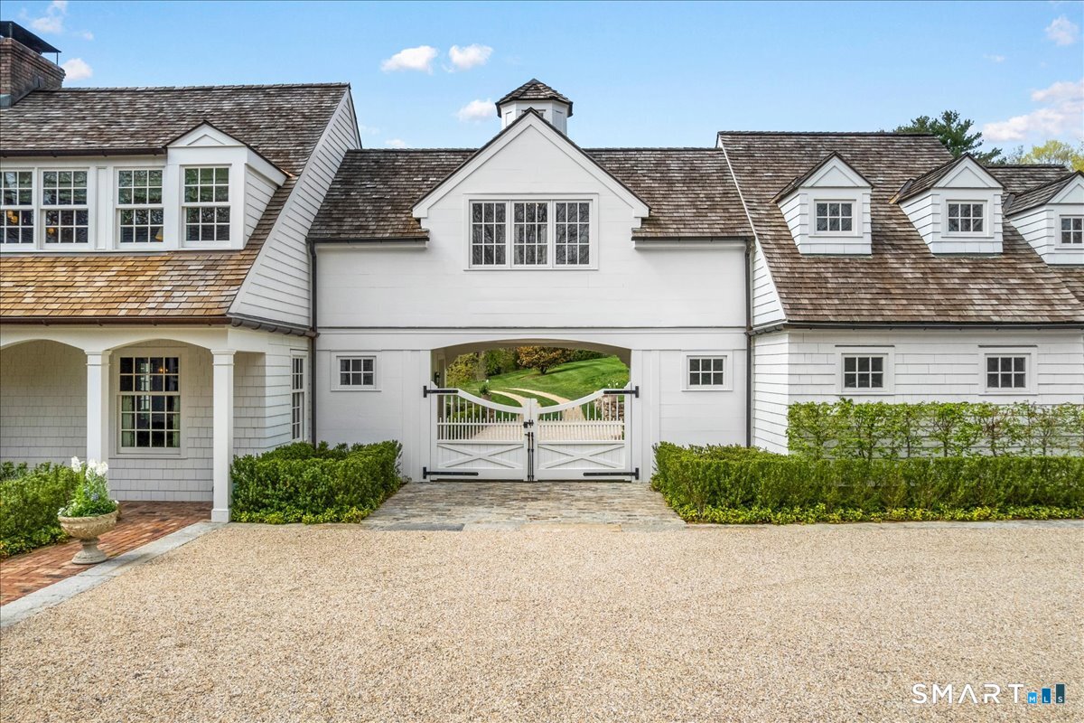 372 Brushy Ridge Road New Canaan CT 06840
