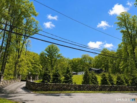 30 Blackman Road Ridgefield CT 06877