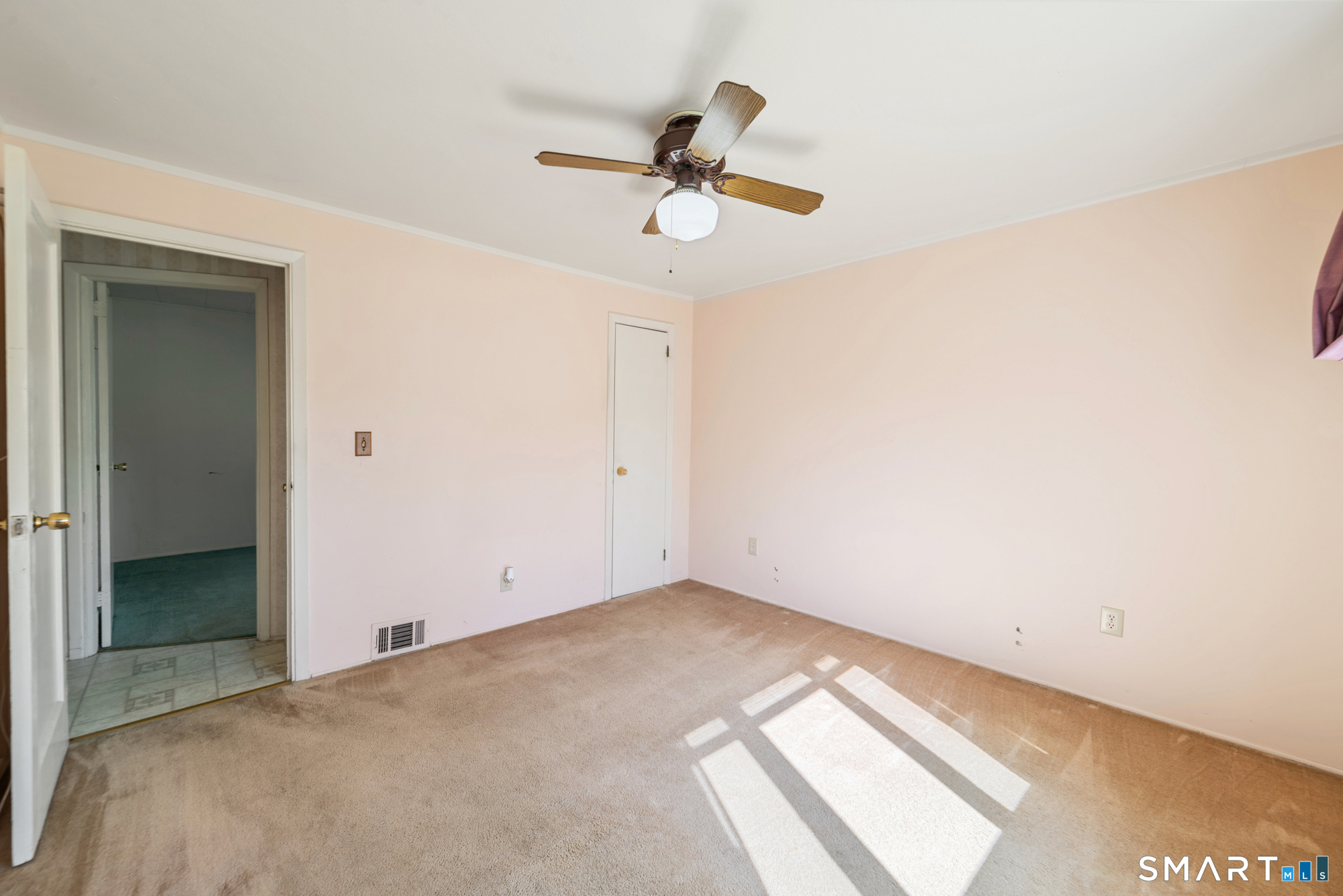 54 Coolridge Road Milford CT 06460
