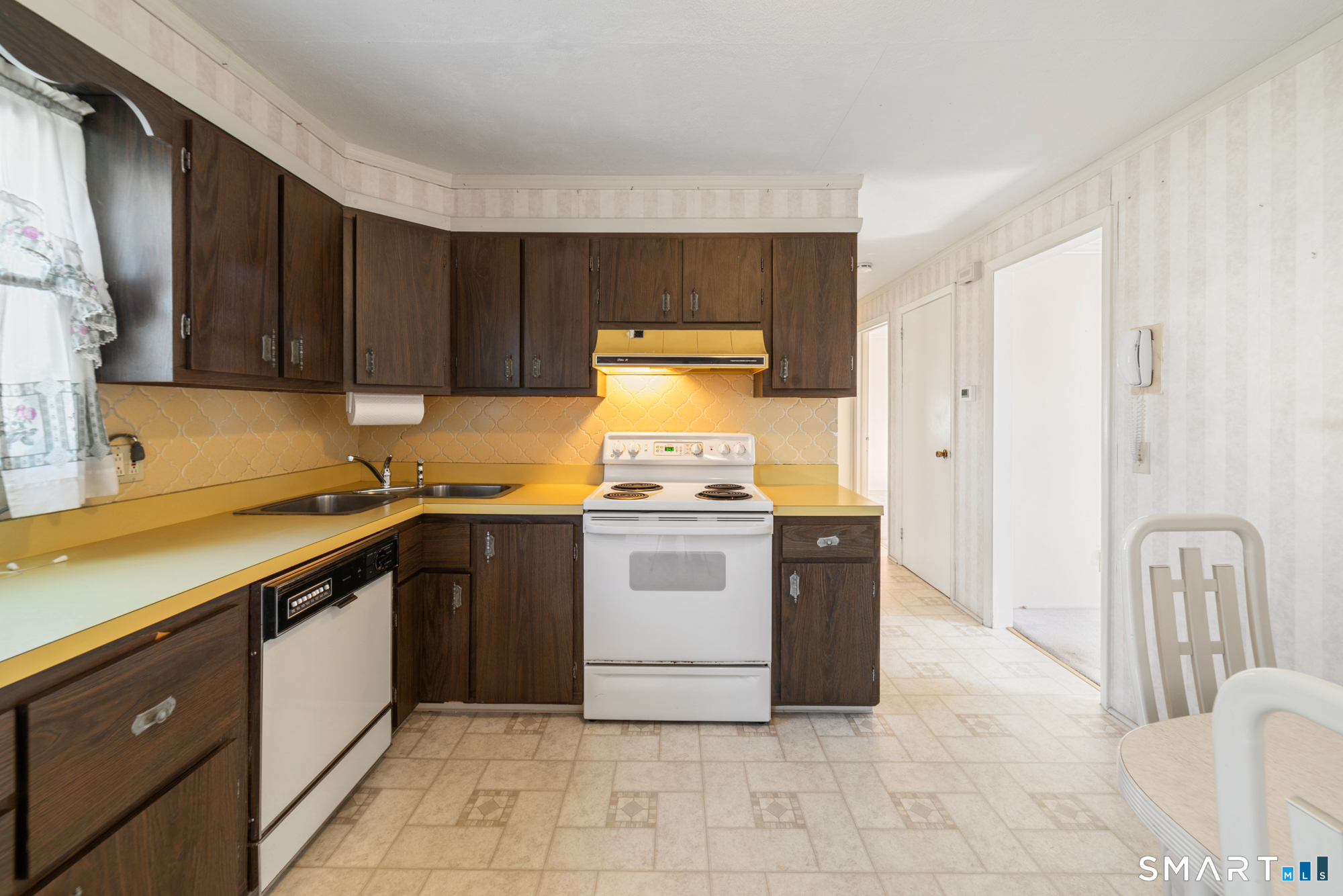 54 Coolridge Road Milford CT 06460