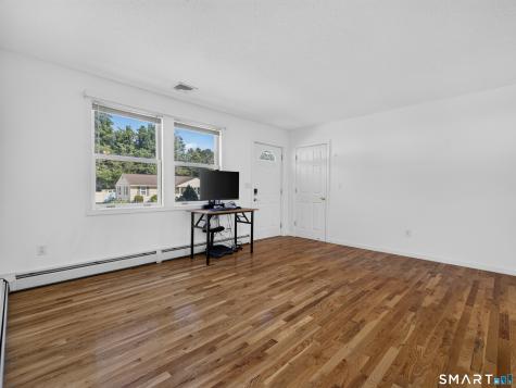81 Johl Drive Groton CT 06340
