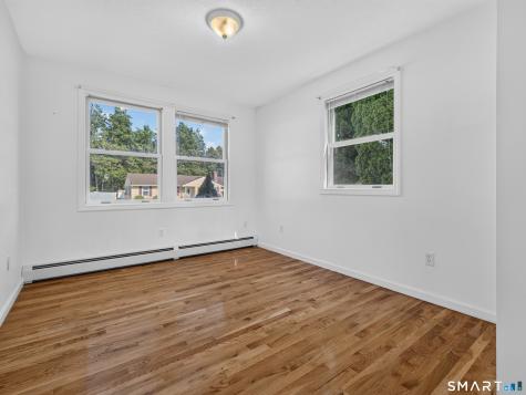 81 Johl Drive Groton CT 06340