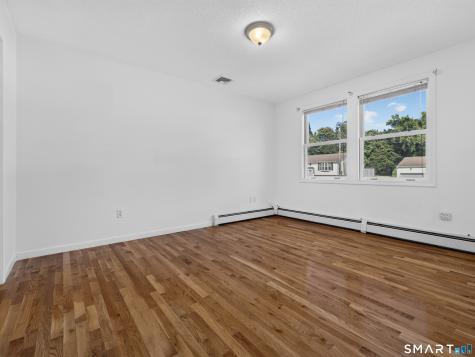 81 Johl Drive Groton CT 06340