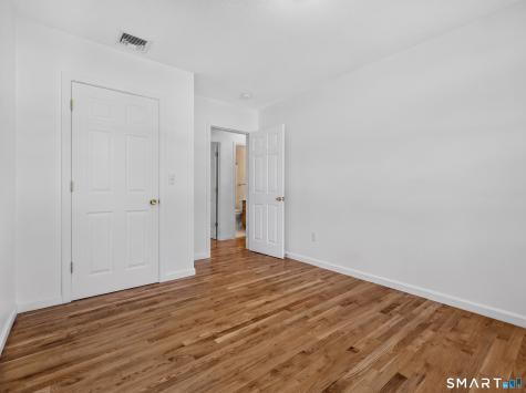 81 Johl Drive Groton CT 06340