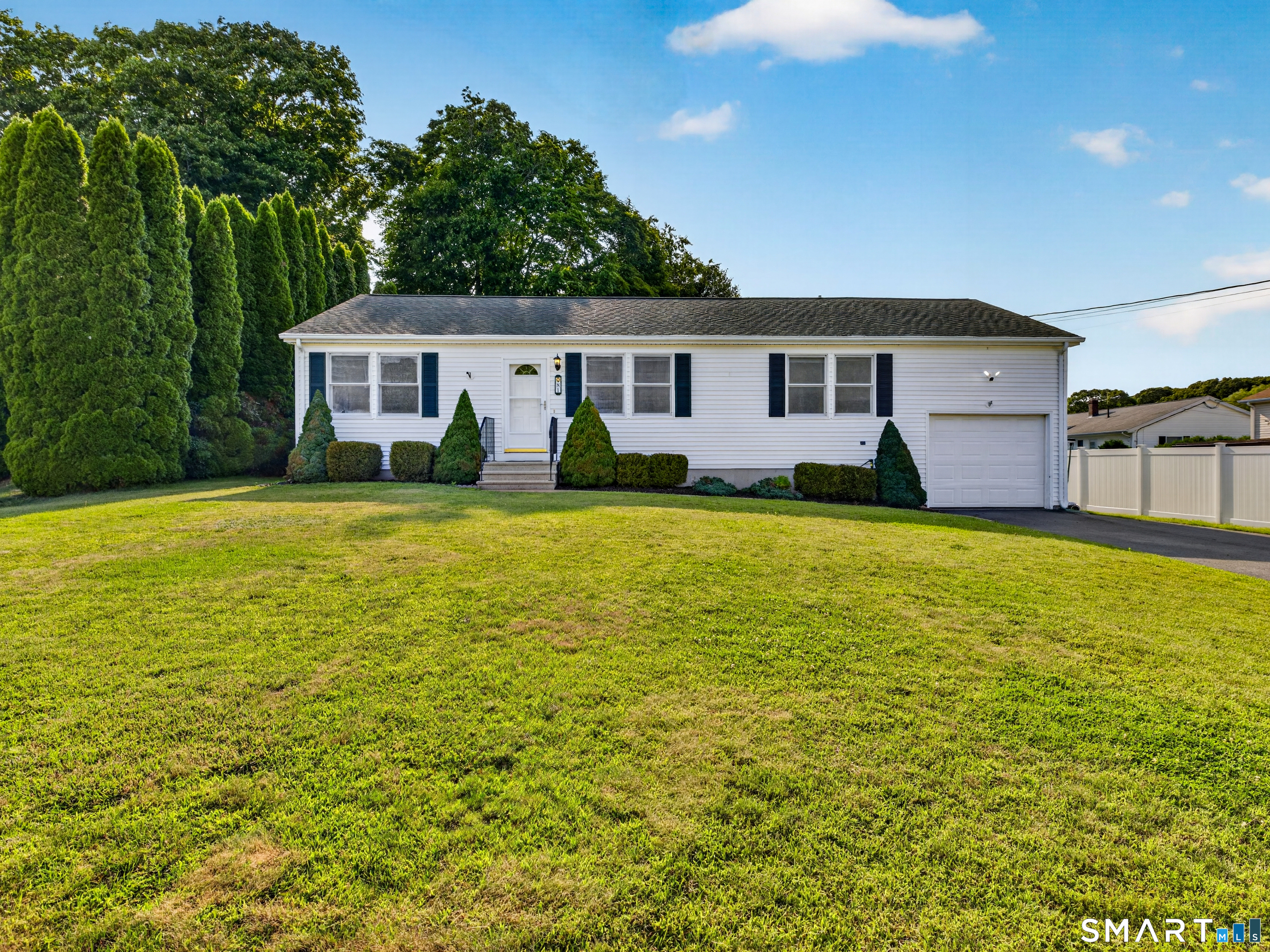 81 Johl Drive Groton CT 06340