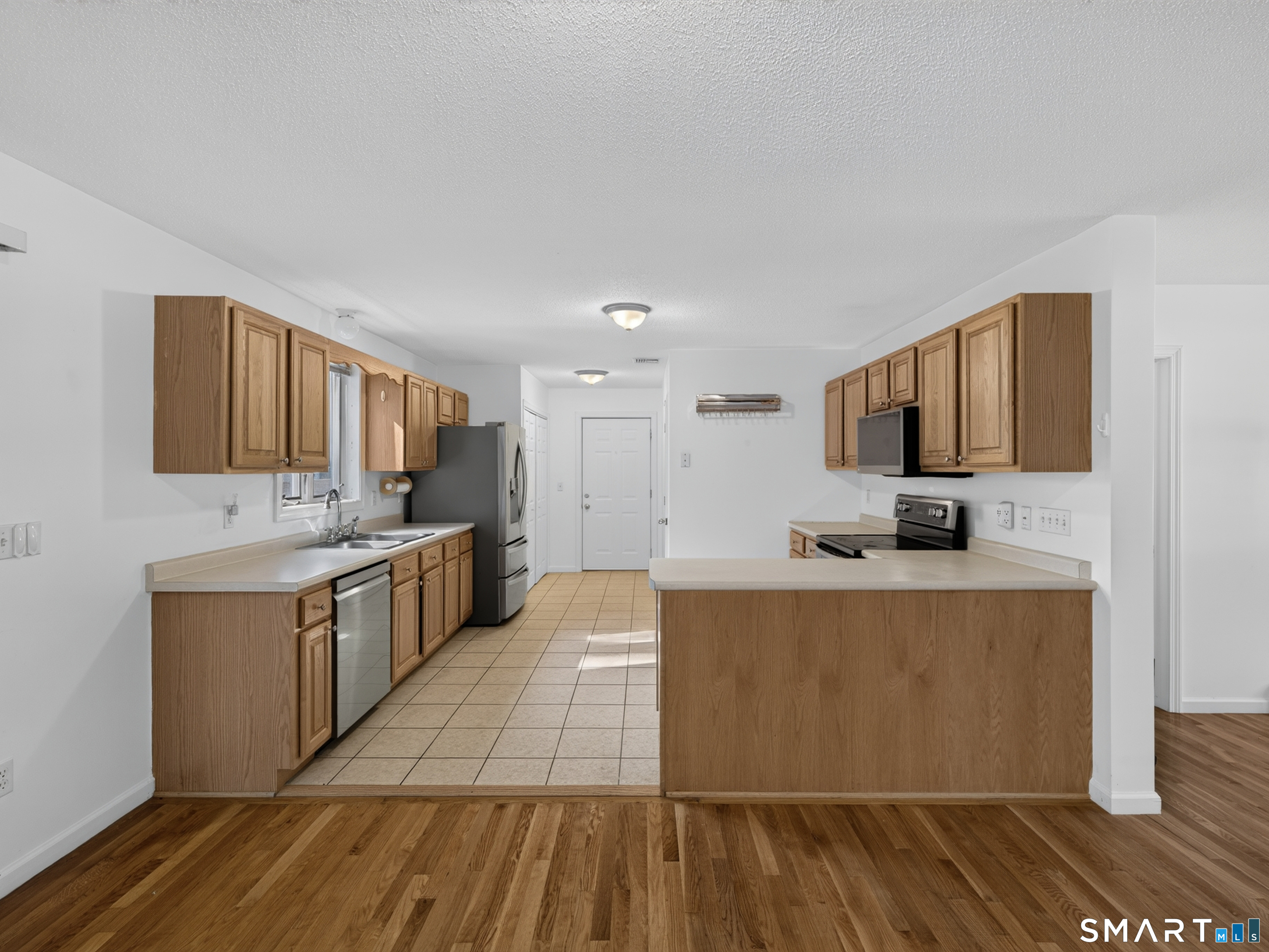 81 Johl Drive Groton CT 06340