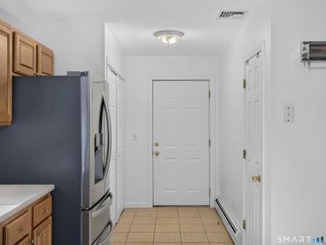 81 Johl Drive Groton CT 06340