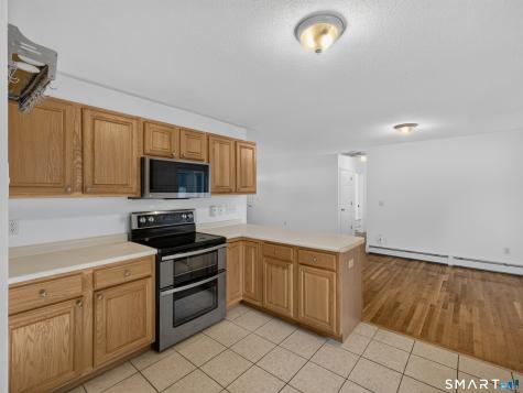 81 Johl Drive Groton CT 06340