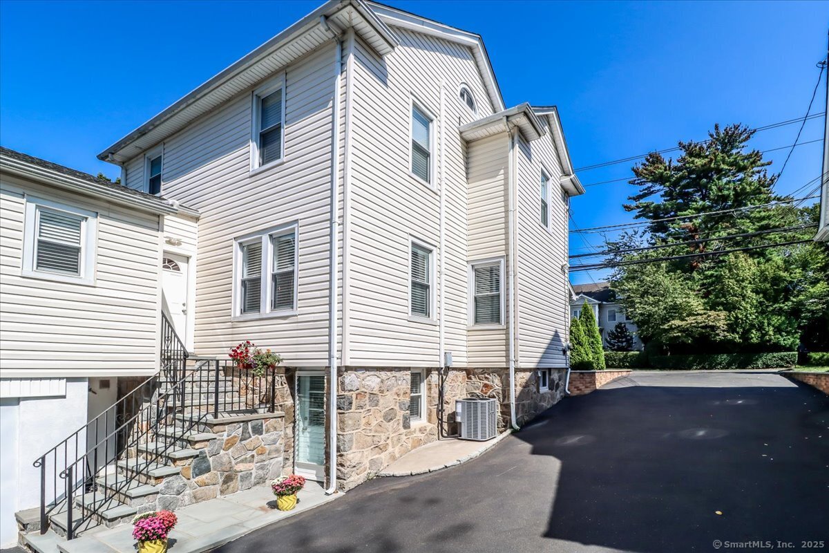 1073 Shippan Avenue Stamford CT 06902