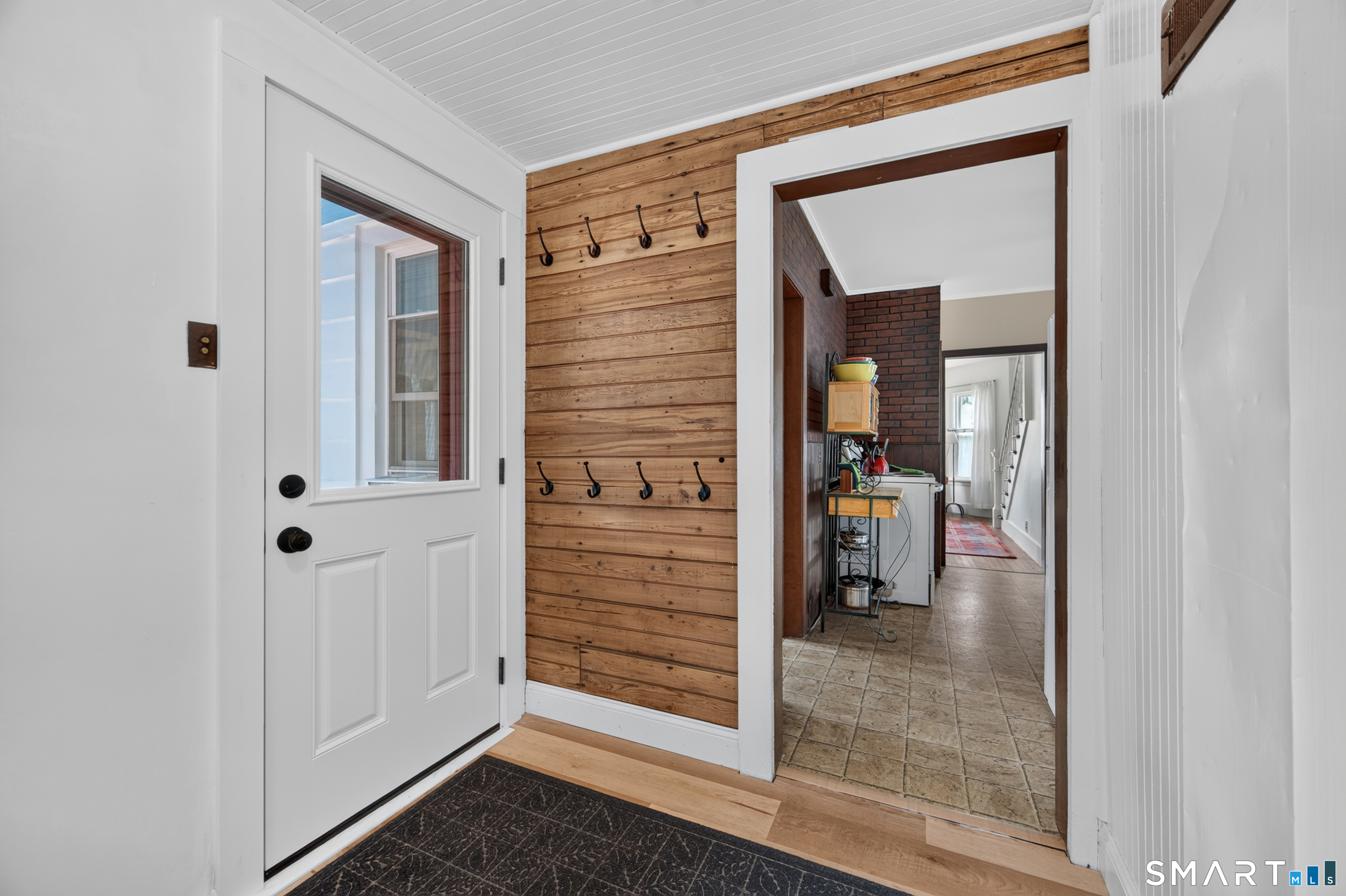 29 Miner Avenue Waterford CT 06385