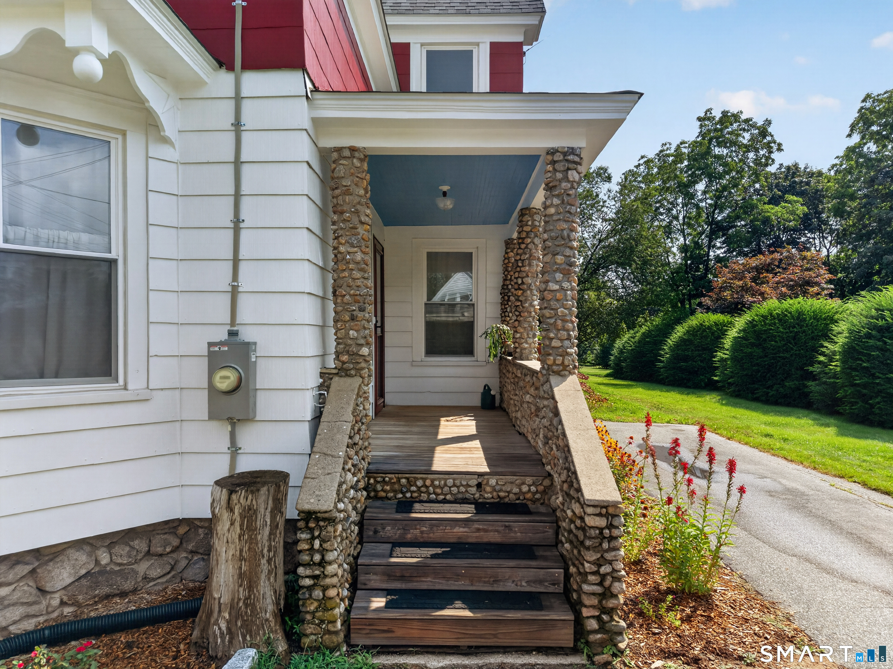 29 Miner Avenue Waterford CT 06385