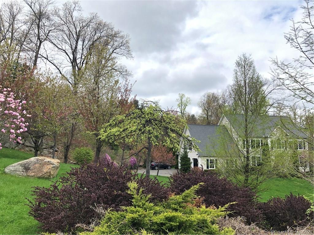 24 Angelas Way Burlington CT 06013