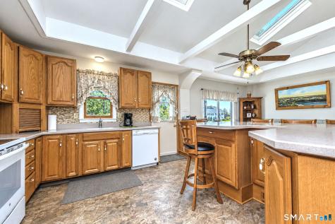 115 Oak Bluff Avenue Stratford CT 06615