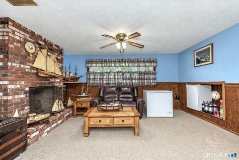 115 Oak Bluff Avenue Stratford CT 06615
