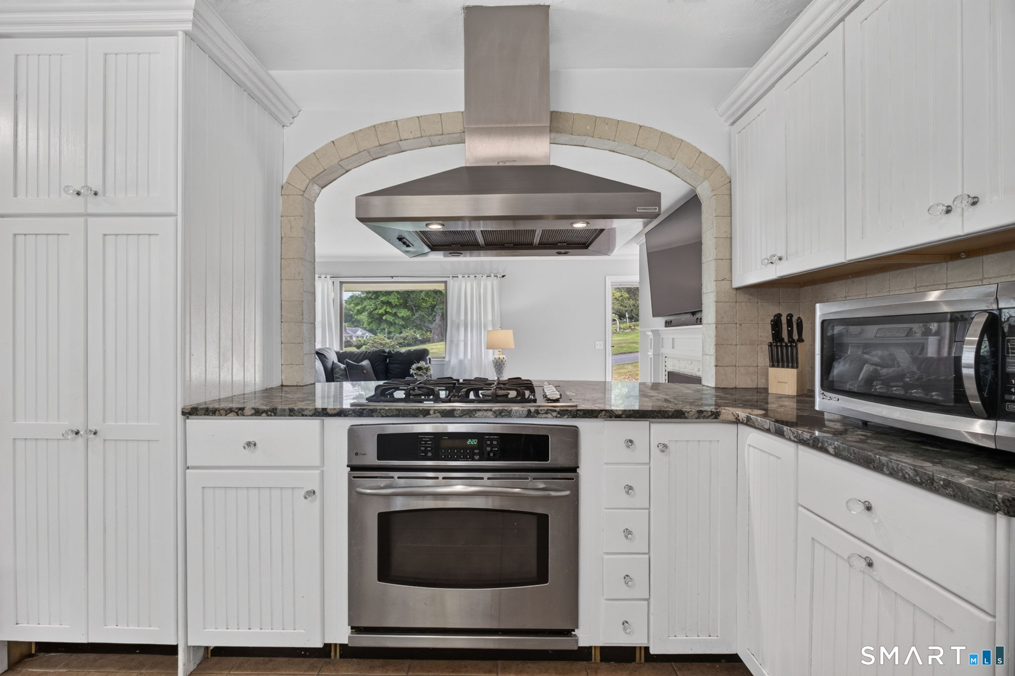 11 Sealand Drive Newtown CT 06470