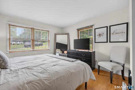 11 Sealand Drive Newtown CT 06470