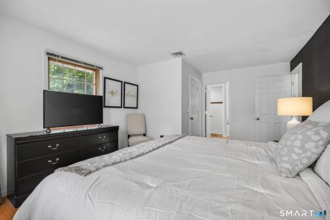 11 Sealand Drive Newtown CT 06470