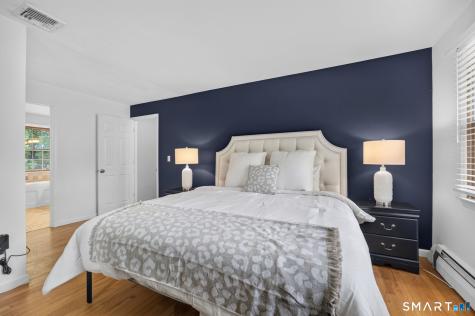 11 Sealand Drive Newtown CT 06470