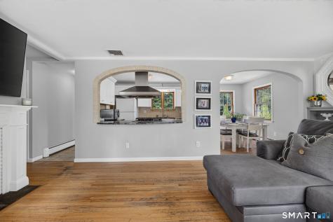 11 Sealand Drive Newtown CT 06470