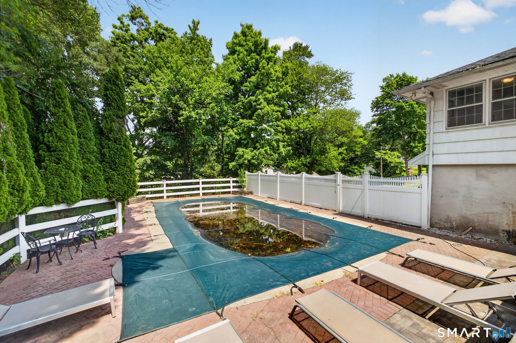 11 Sealand Drive Newtown CT 06470