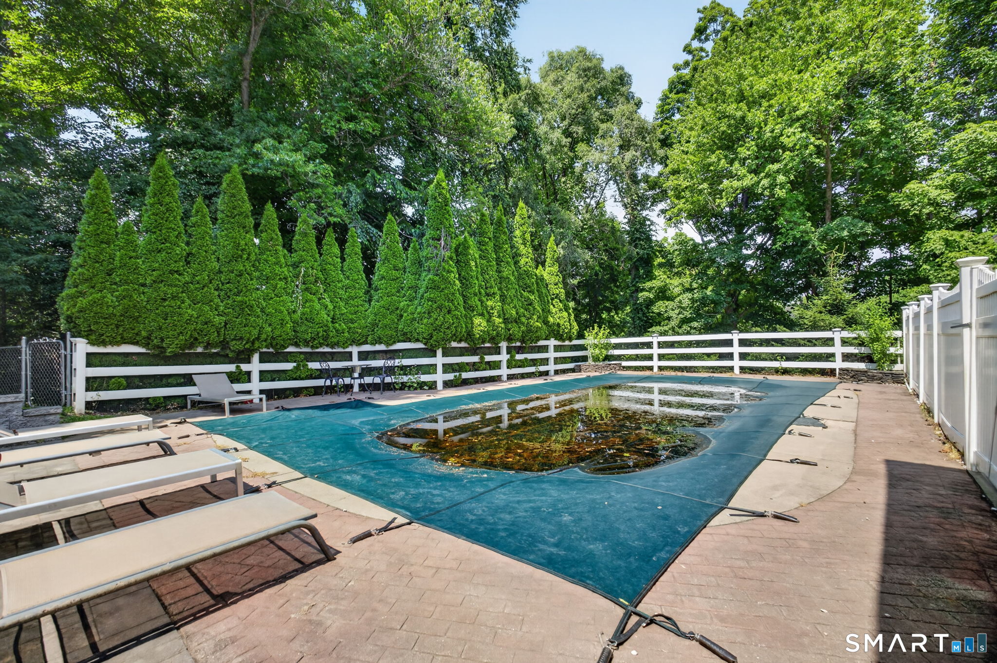 11 Sealand Drive Newtown CT 06470