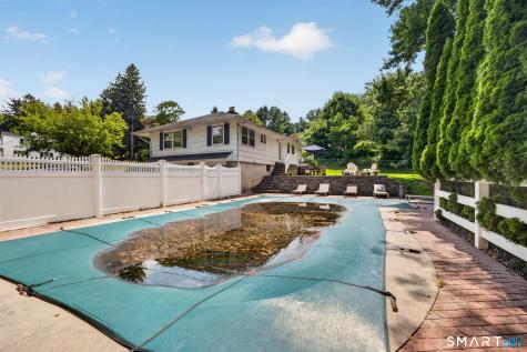 11 Sealand Drive Newtown CT 06470