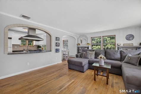 11 Sealand Drive Newtown CT 06470
