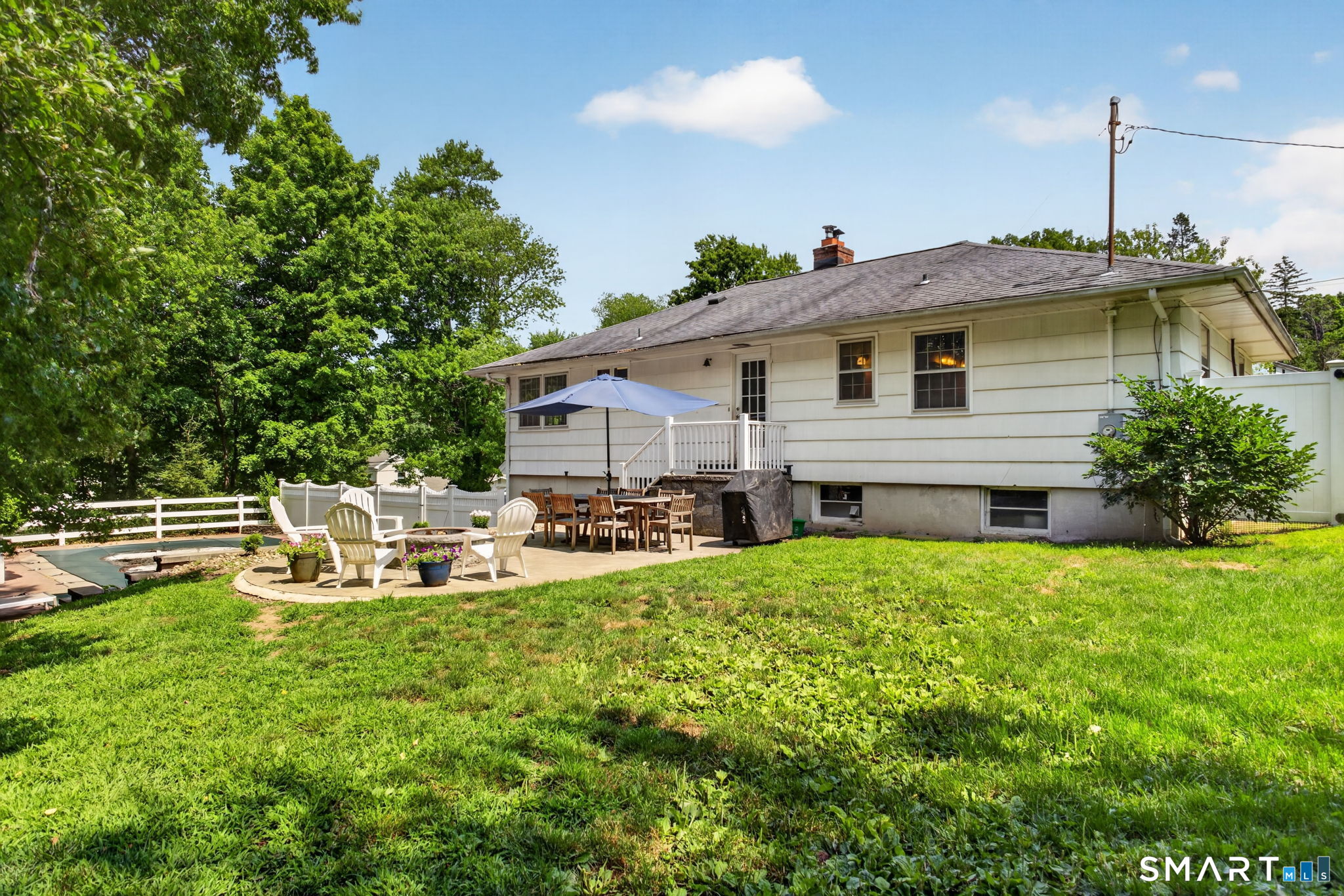 11 Sealand Drive Newtown CT 06470
