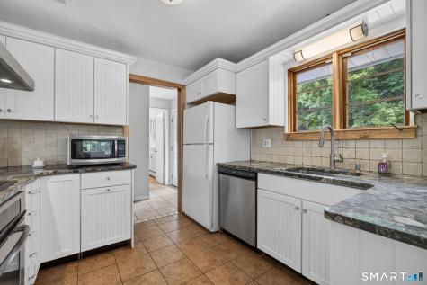 11 Sealand Drive Newtown CT 06470