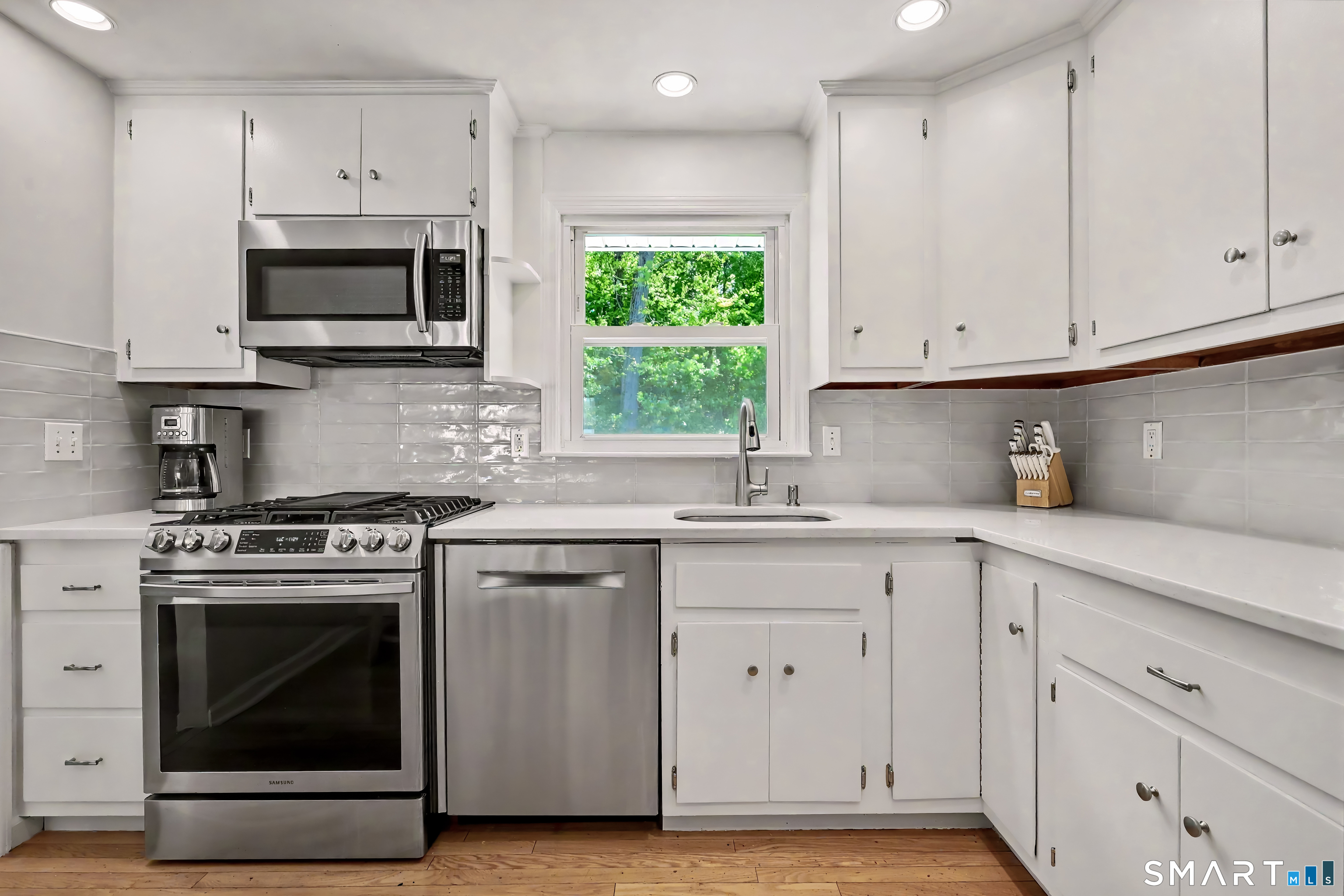 11 Klondike Avenue Stamford CT 06907