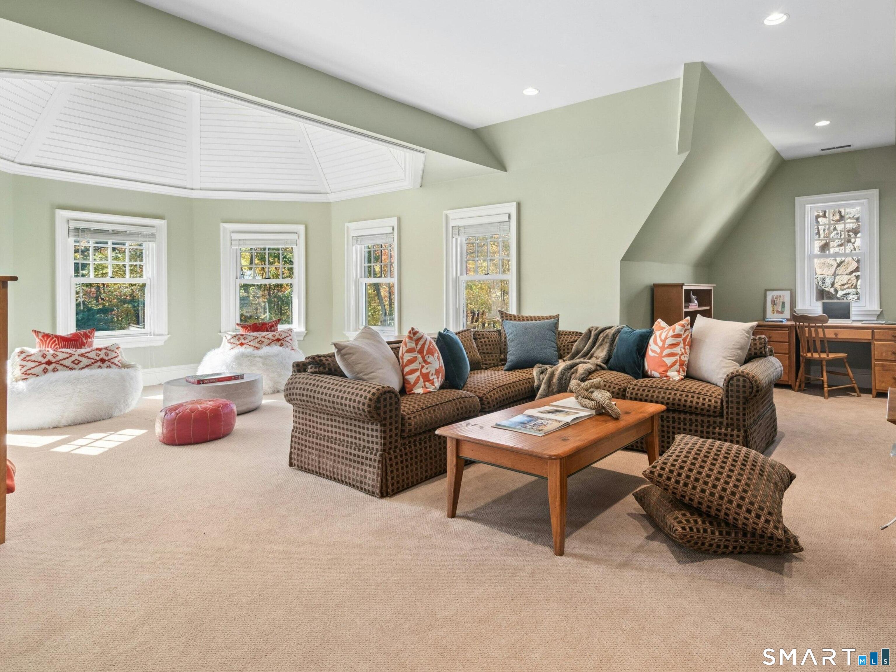 New Canaan CT 06840