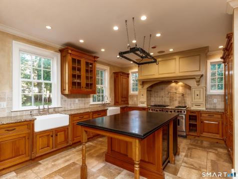 25 Hermit Lane Westport CT 06880