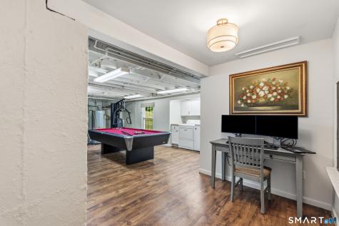 239 Little Brook Drive Newington CT 06111