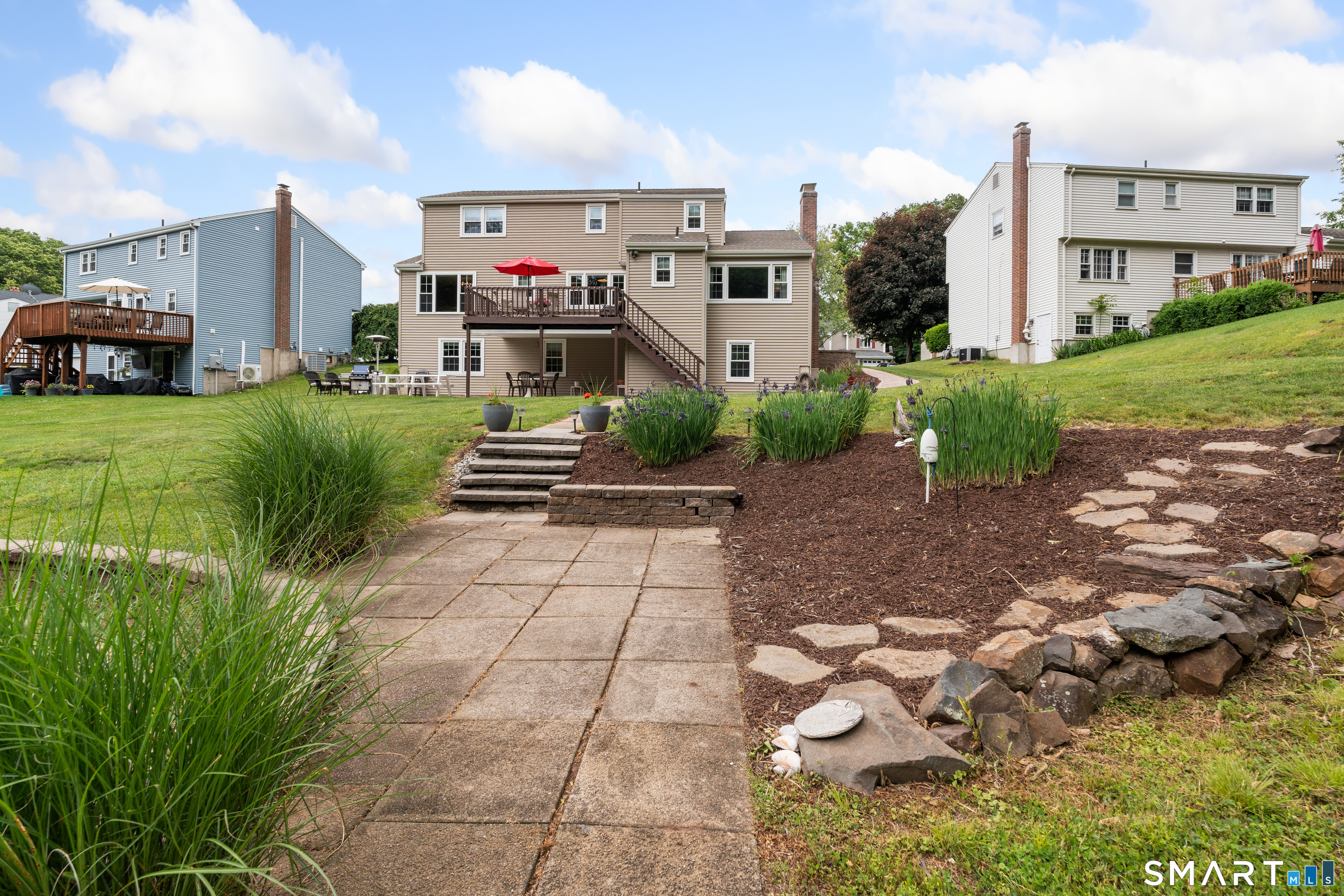 239 Little Brook Drive Newington CT 06111