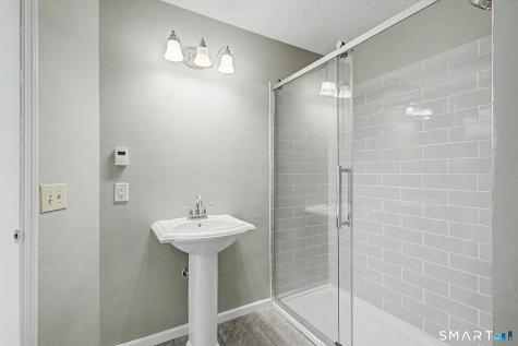 19 Governors Lane Bethel CT 06801