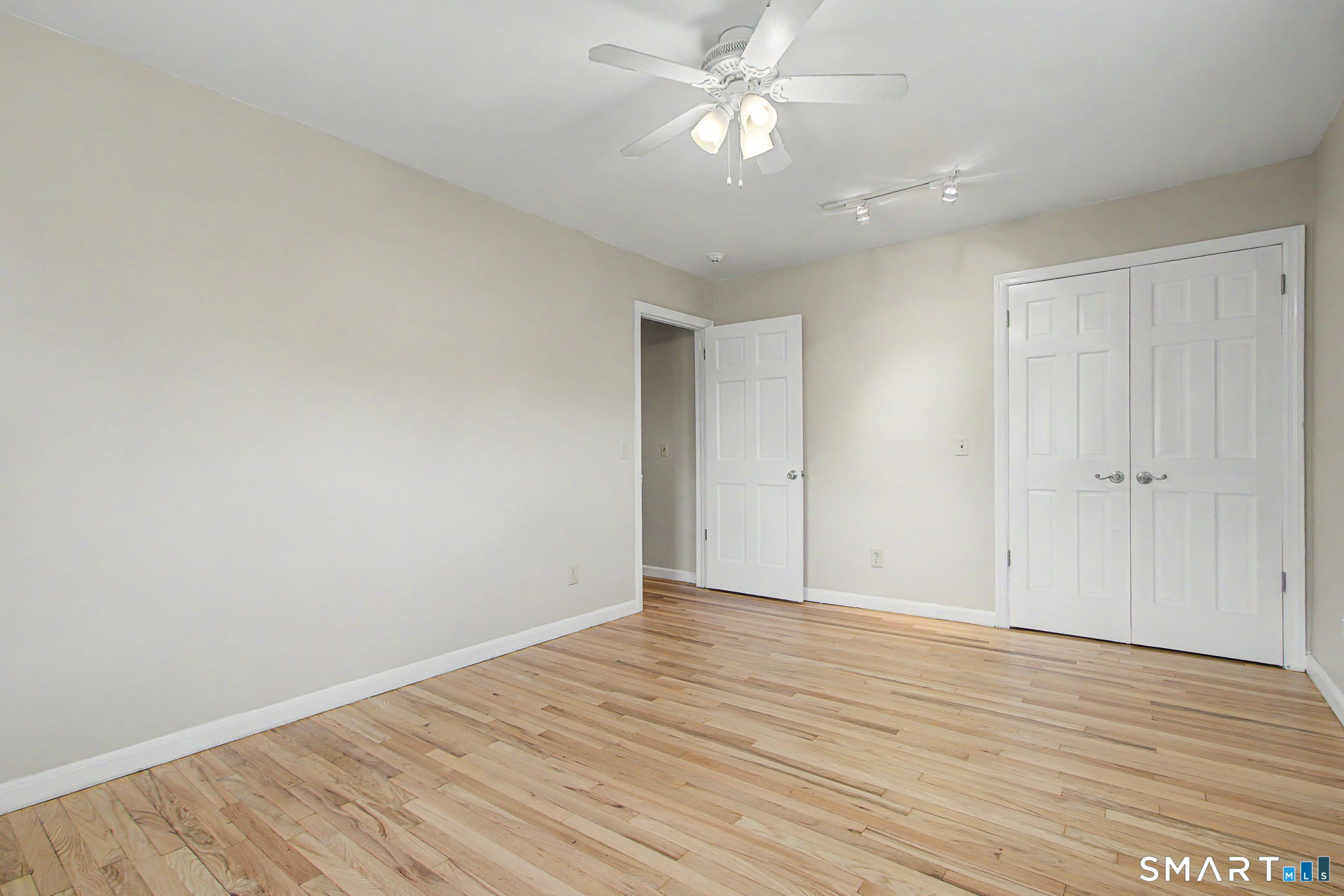 19 Governors Lane Bethel CT 06801