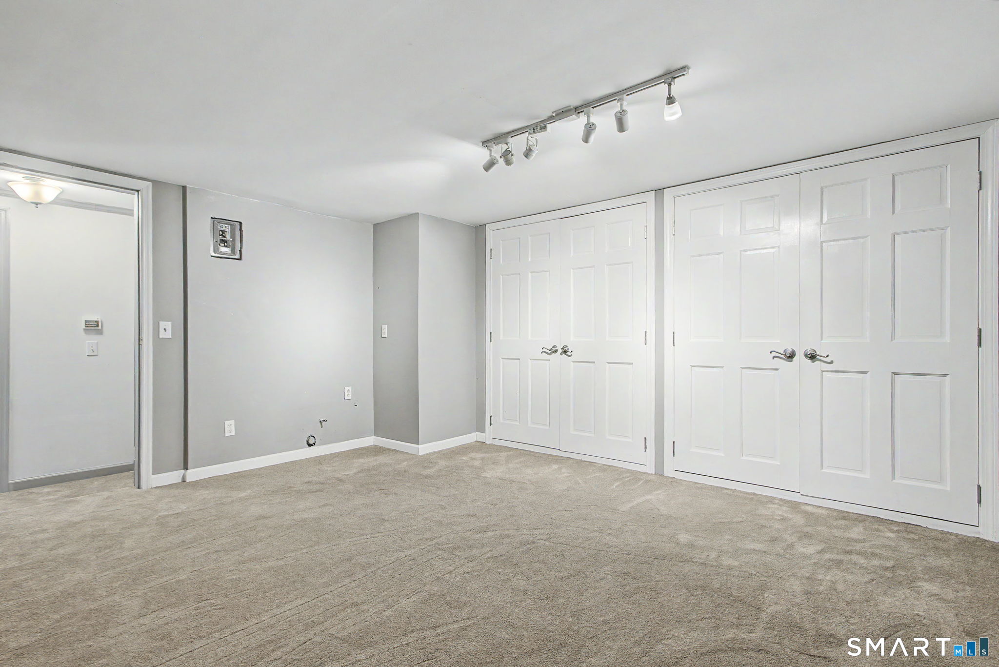 19 Governors Lane Bethel CT 06801