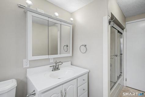 19 Governors Lane Bethel CT 06801