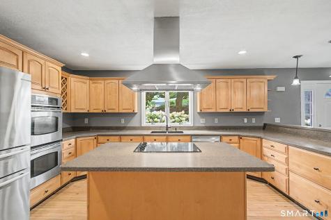 19 Governors Lane Bethel CT 06801