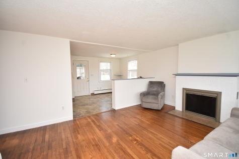 42 Worcester Road Vernon CT 06066
