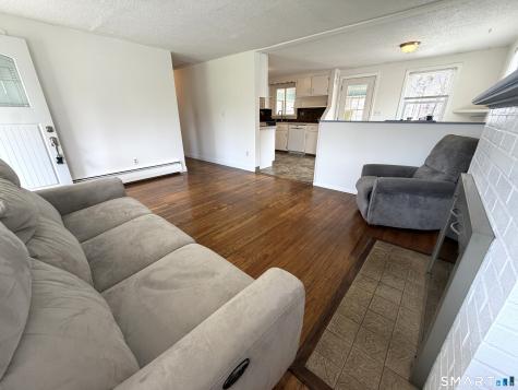42 Worcester Road Vernon CT 06066