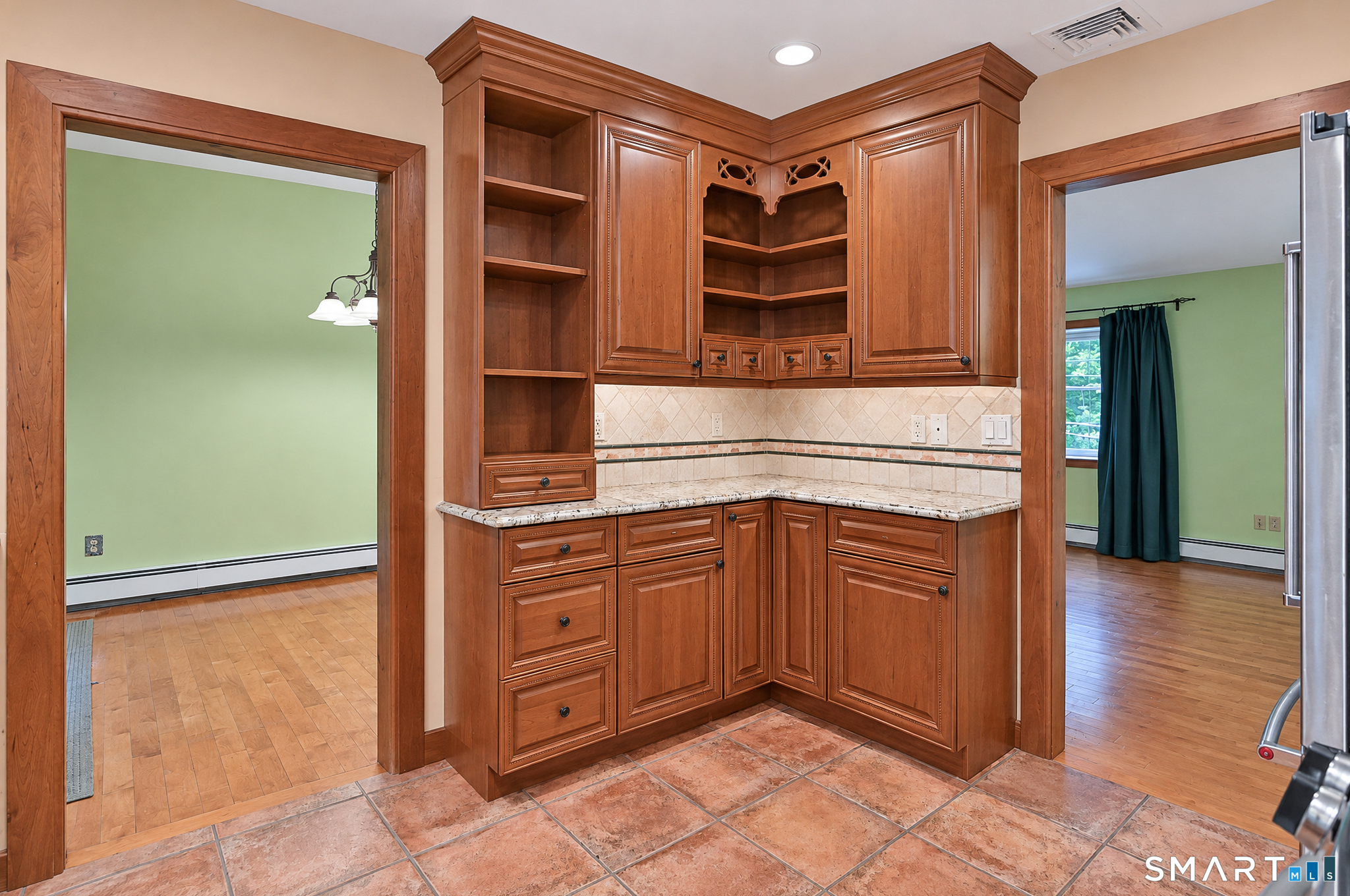 4 Frontier Lane Danbury CT 06810