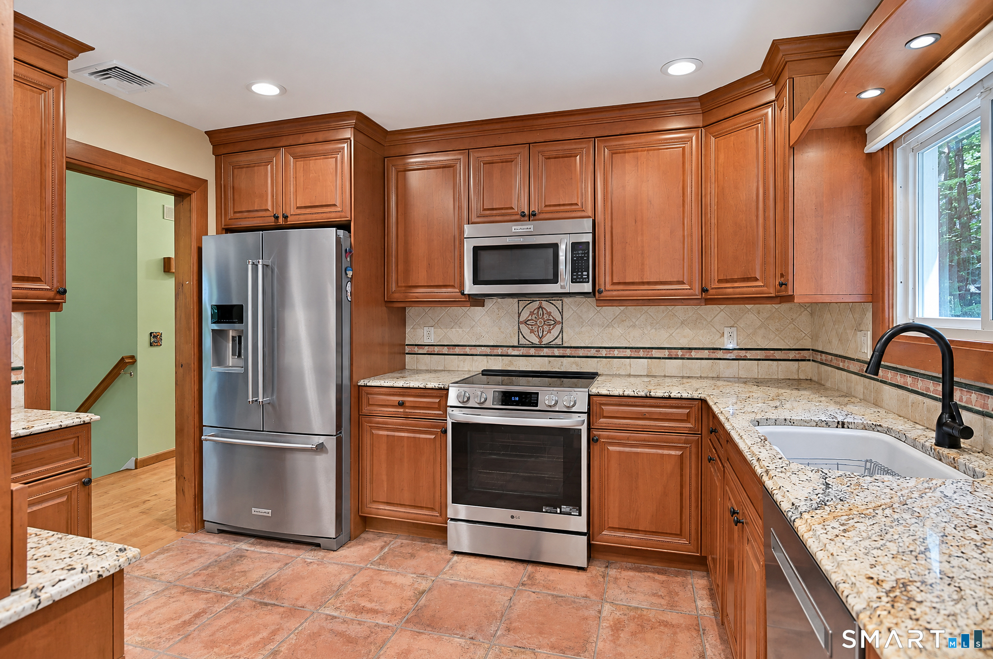 4 Frontier Lane Danbury CT 06810