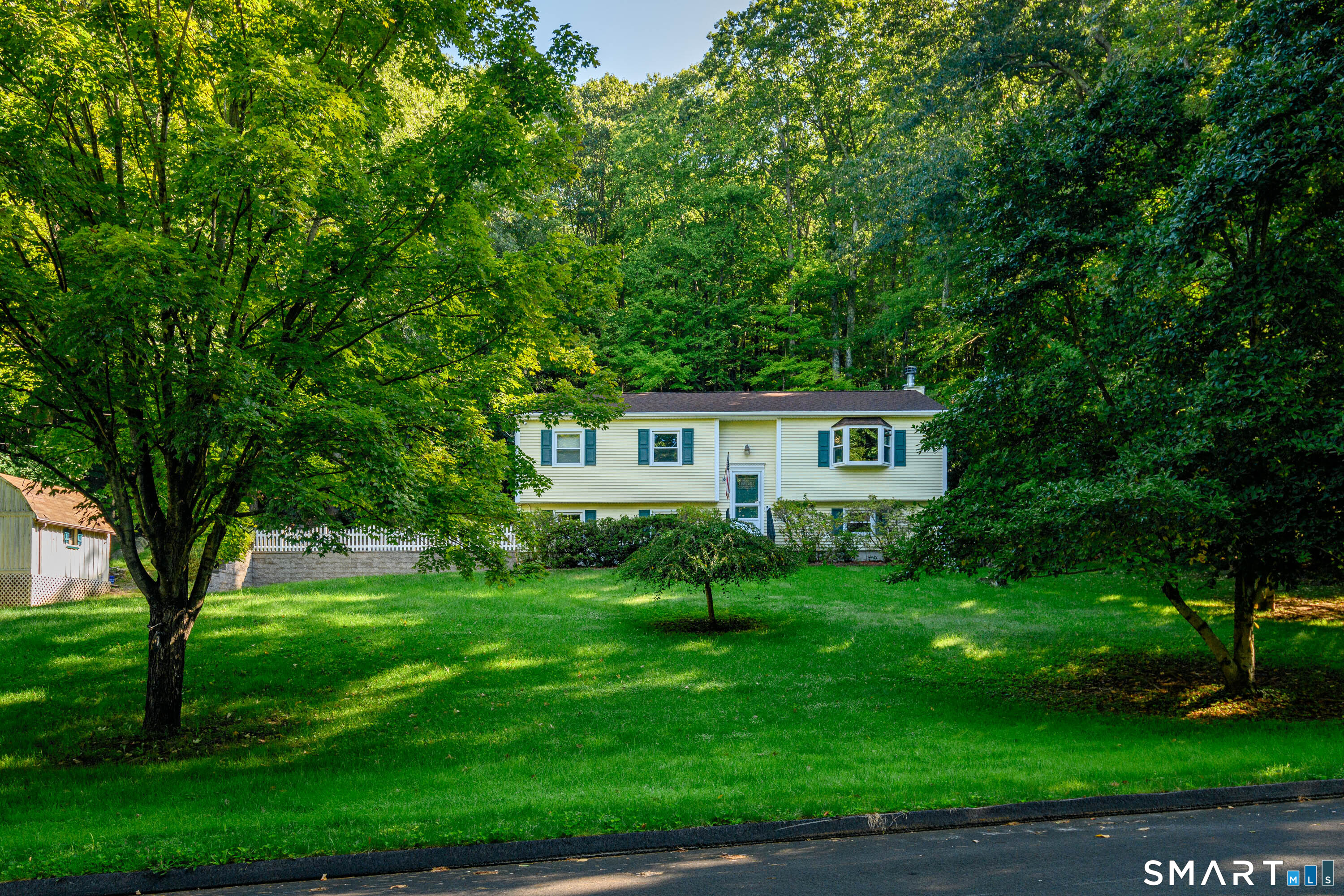 4 Frontier Lane Danbury CT 06810