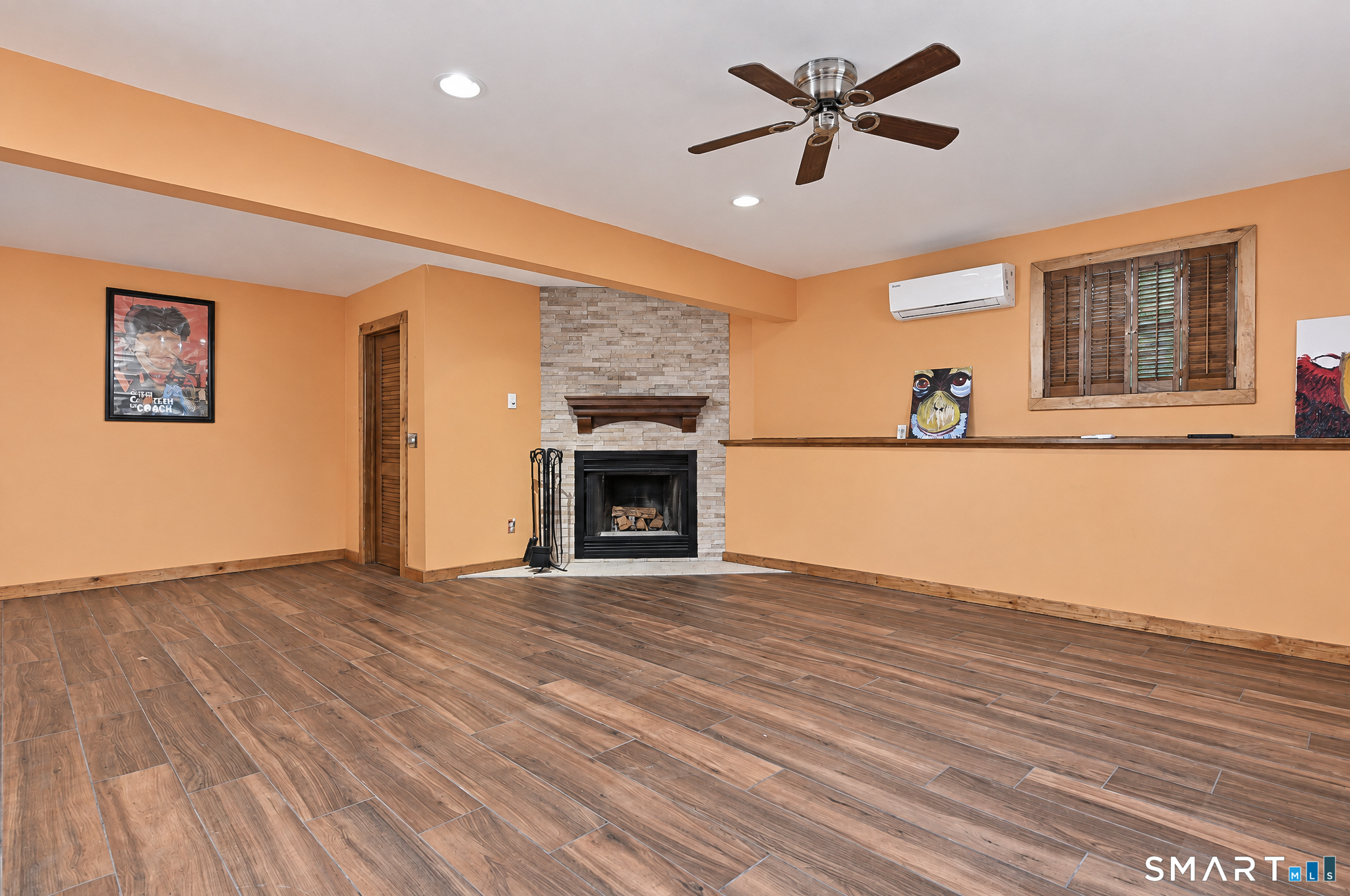 4 Frontier Lane Danbury CT 06810